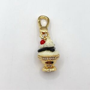Juicy Couture sundae charm